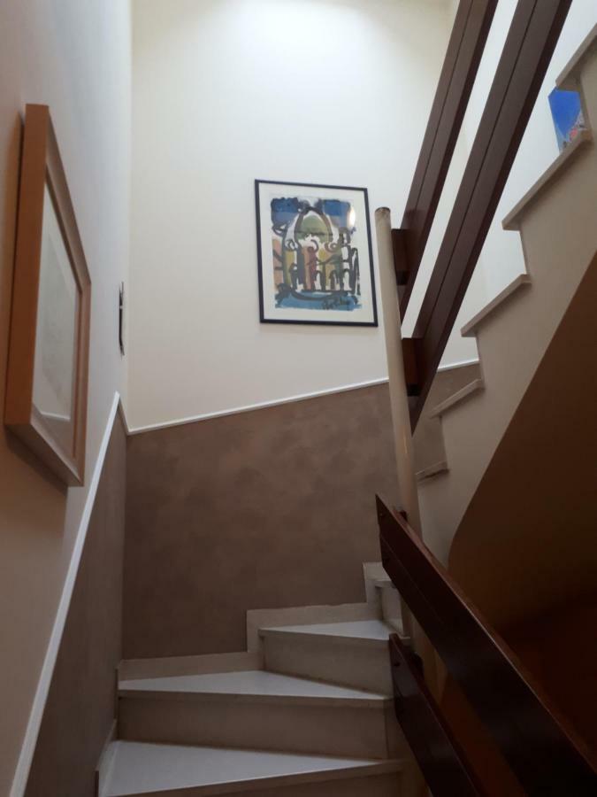 B&B La Mansardina Тори ди Куартезоло Екстериор снимка
